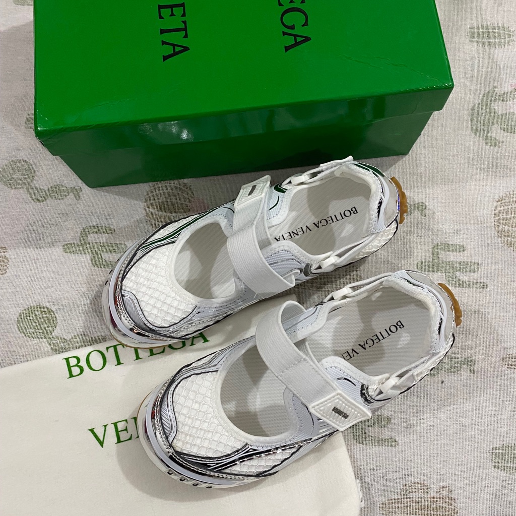 Bottega Veneta White Women Mary Jane Sneakers With Black Trim